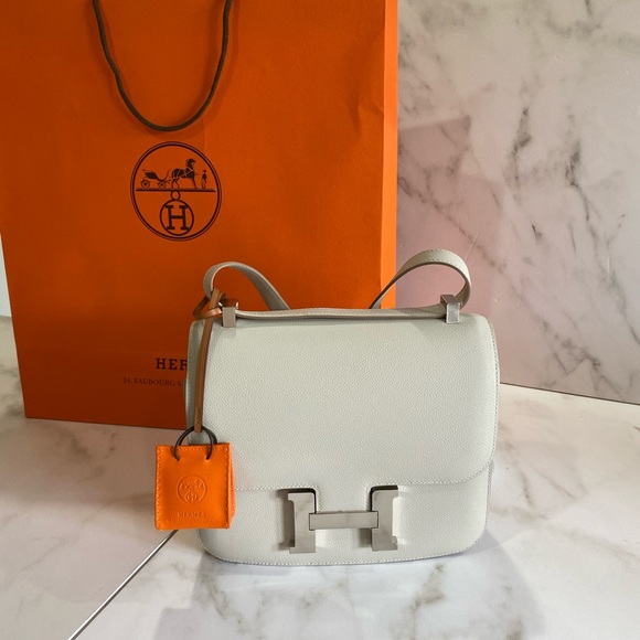 💯 Authentic Hermès sold out orange bag charm, NWT - Picture 8 of 8